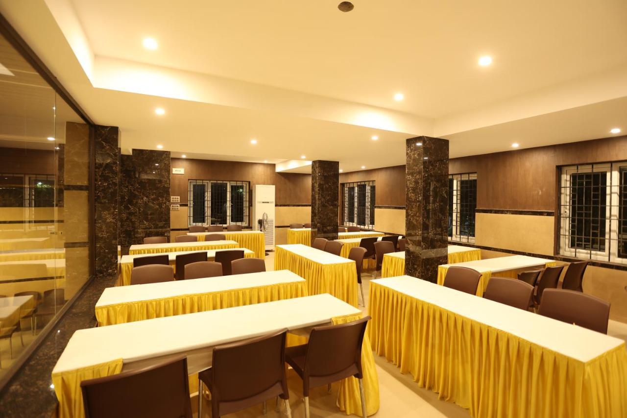 Minas Manor Otel Tiruchirappalli Dış mekan fotoğraf
